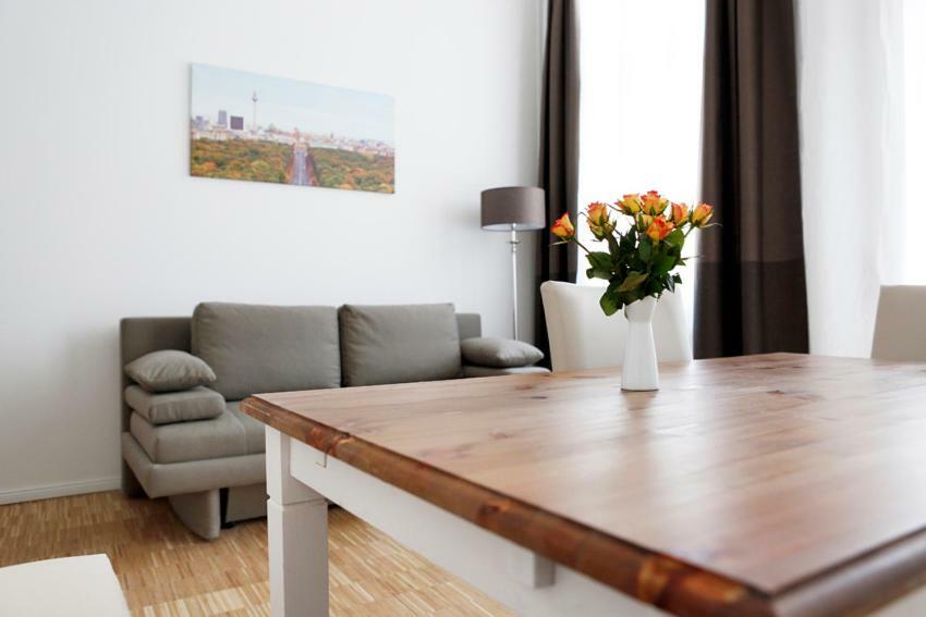 Sc 03 By Rockchair Apartments L Superhost Status L 2 Bedrooms Boxspringbeds Balcony Elevator - Cozy Family & Business Flair Welcomes You! Berlim Exterior foto