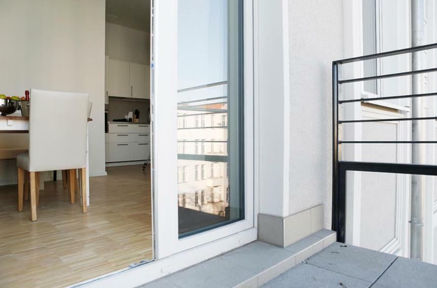 Sc 03 By Rockchair Apartments L Superhost Status L 2 Bedrooms Boxspringbeds Balcony Elevator - Cozy Family & Business Flair Welcomes You! Berlim Exterior foto